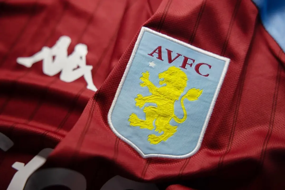 Aston Villa bez Wan-Bissaki przez kilka tygodni. Manzambi również kontuzjowany