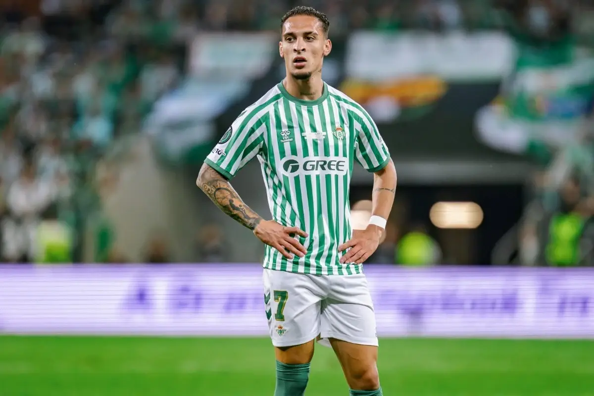 Antony ujawnił, że podczas meczu Betisu z Porto włamano się do jego domu