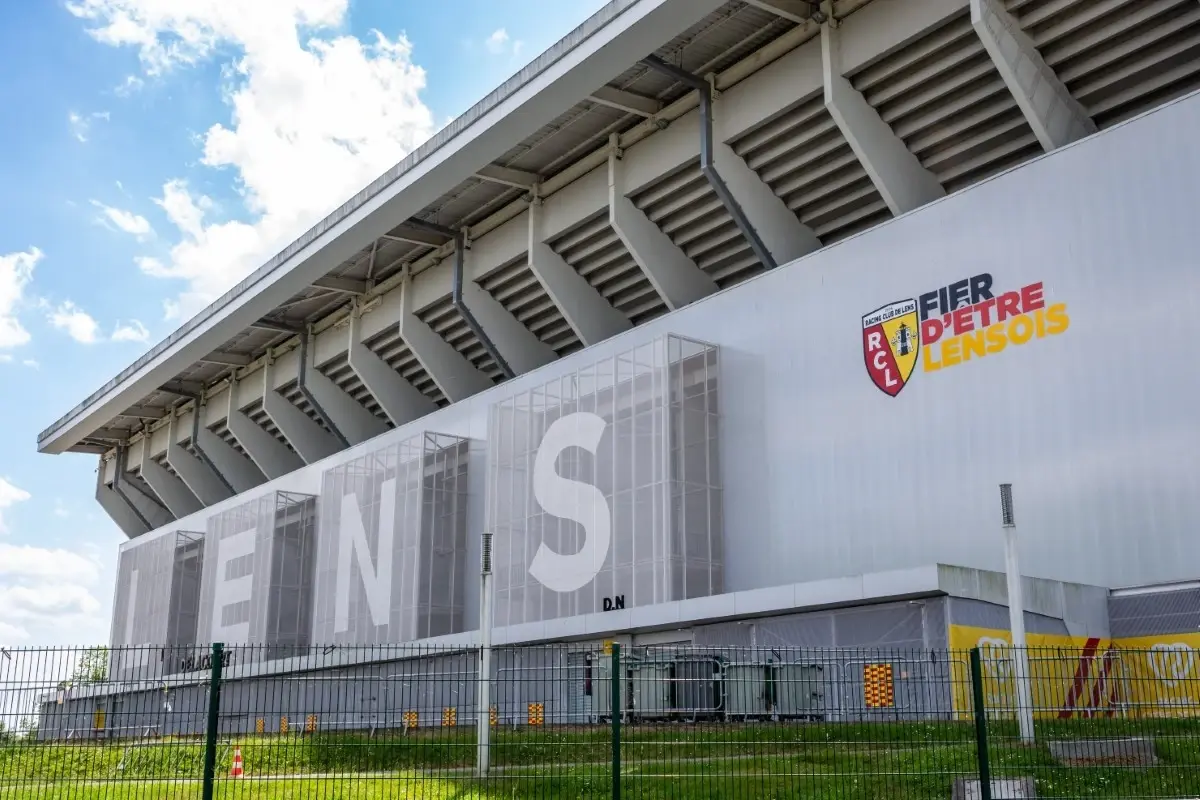 Lens odwróciło losy meczu z Paris FC. Trzecia wygrana z rzędu