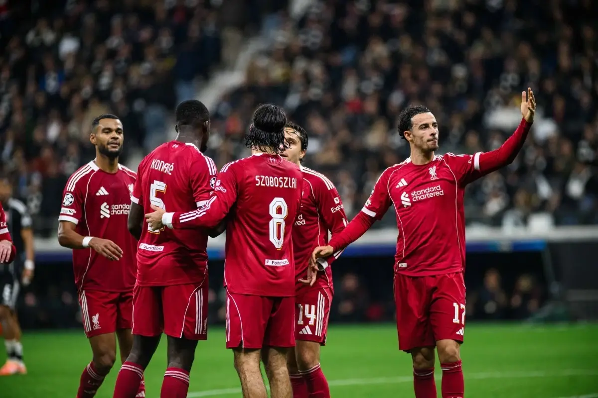 Giorgi Mamardashvili bohaterem Liverpoolu. Kartka z analizą karnych okazała się błędna