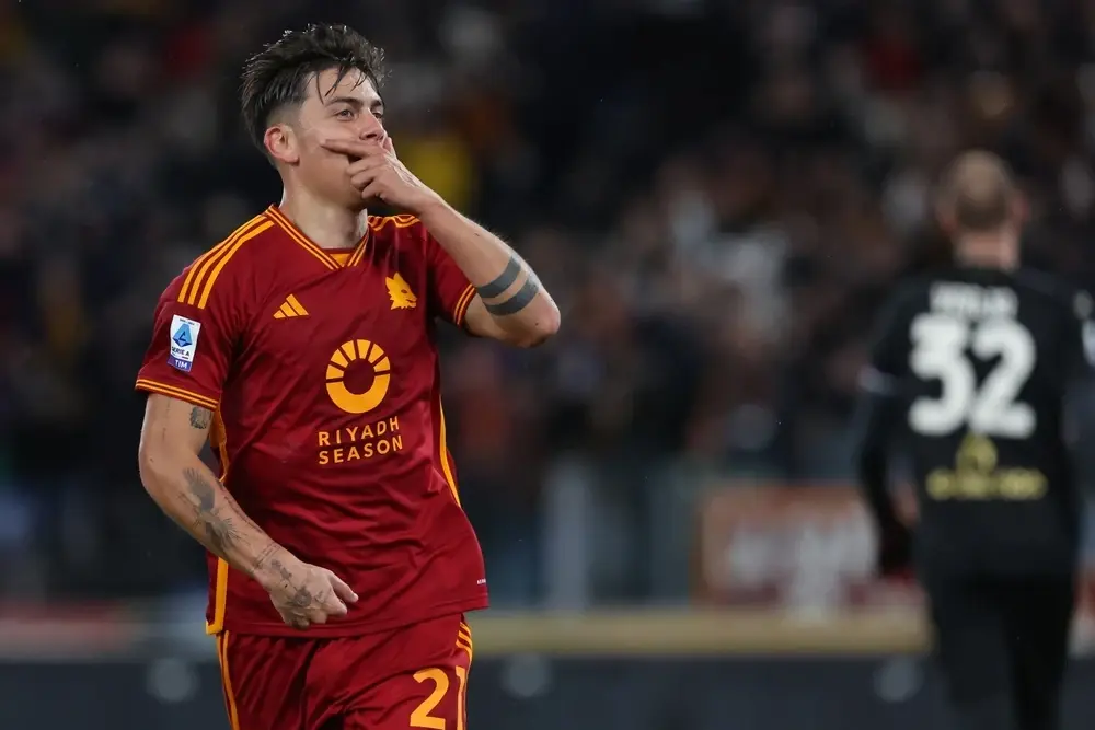 Paulo Dybala liczy na powrót przed meczem z Manchesterem United
