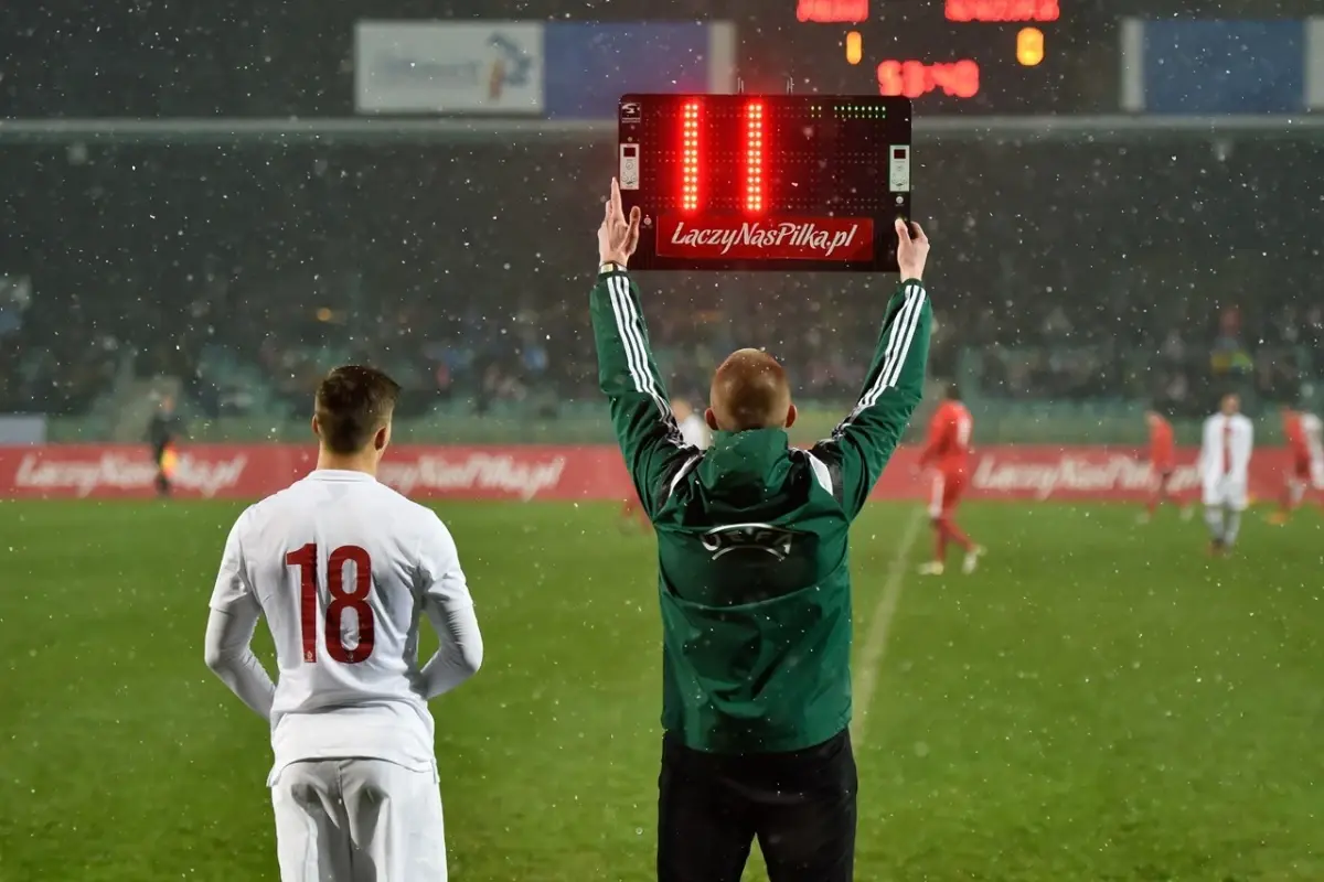 christian-chivu-o-pracy-w-interze-nie-chce-zakladac-maski
