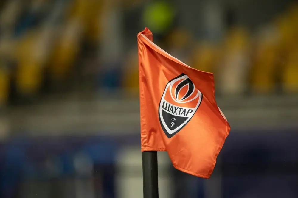 szachtar-donieck-awansowal-do-polfinalu-ligi-konferencji-arda-turan-chwali-druzyne-i-az-alkmaar